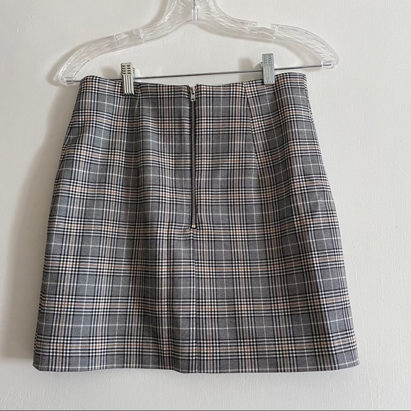 H&M Plaid Skirt - Picture 3 of 4